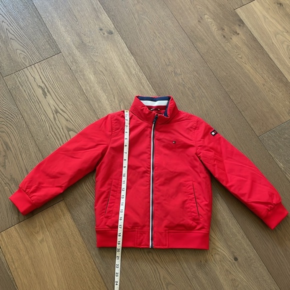 TOMMY HILFIGER Boys Red High Neck Zip-Up Solid Bomber Jacket Sz Small 6-7 NWT - Picture 13 of 15